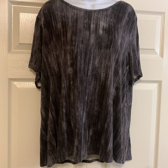 LOSA RINA collection, XL, crossover back, both shirts , good condition - Picture 7 of 14